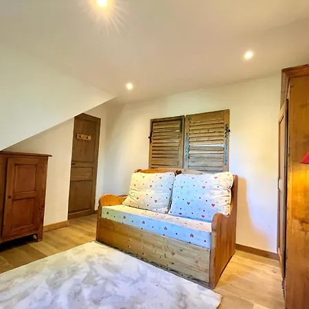 Cozy In Near The Slopes Chalet